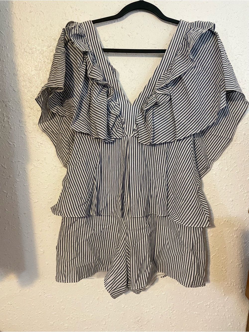 BCBGMaxAzria Navy & White Striped Ruffle V-Neck Tunic